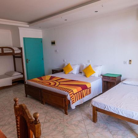Amaya Beach Hotel Dikwella エクステリア 写真