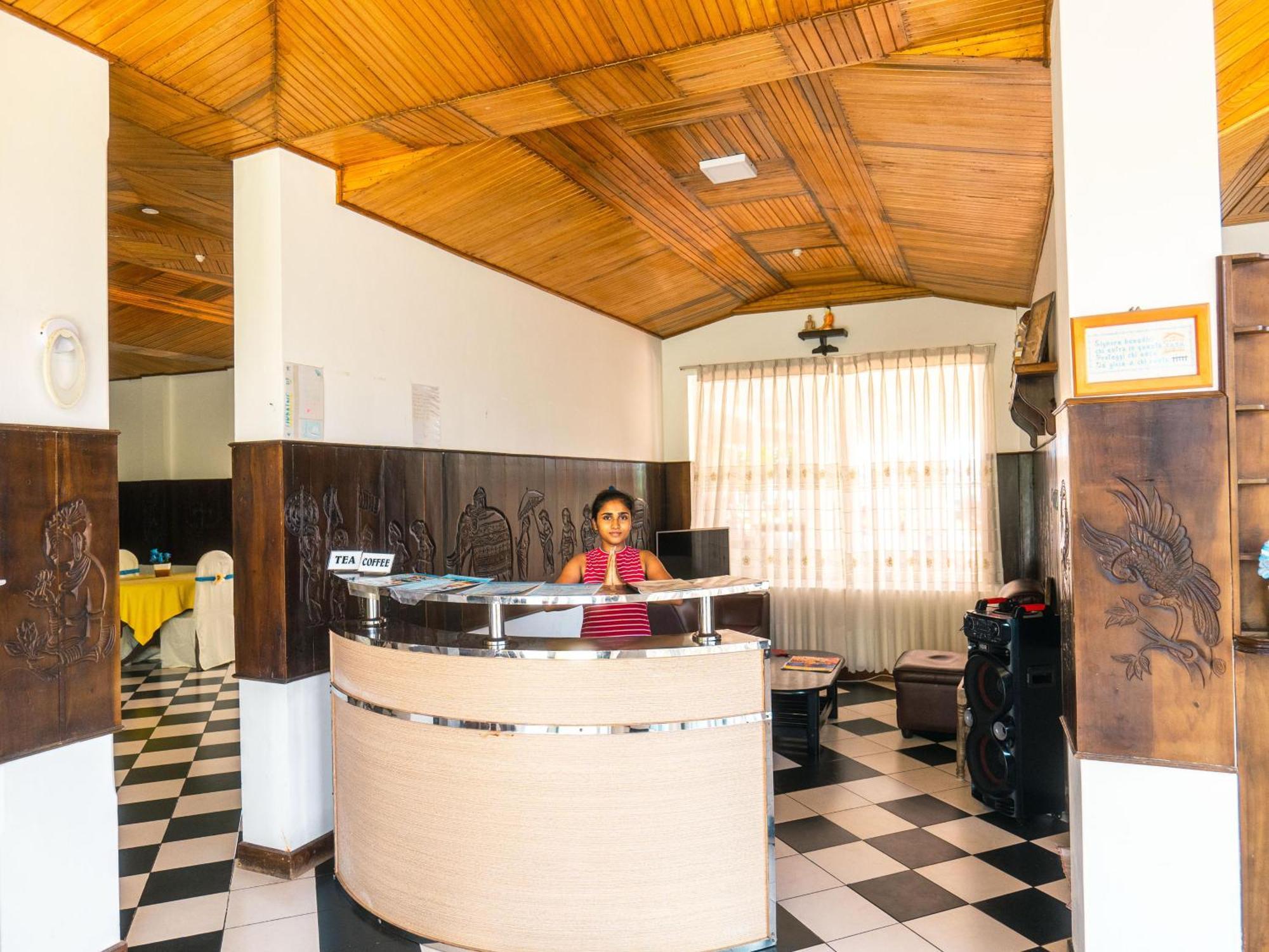 Amaya Beach Hotel Dikwella エクステリア 写真