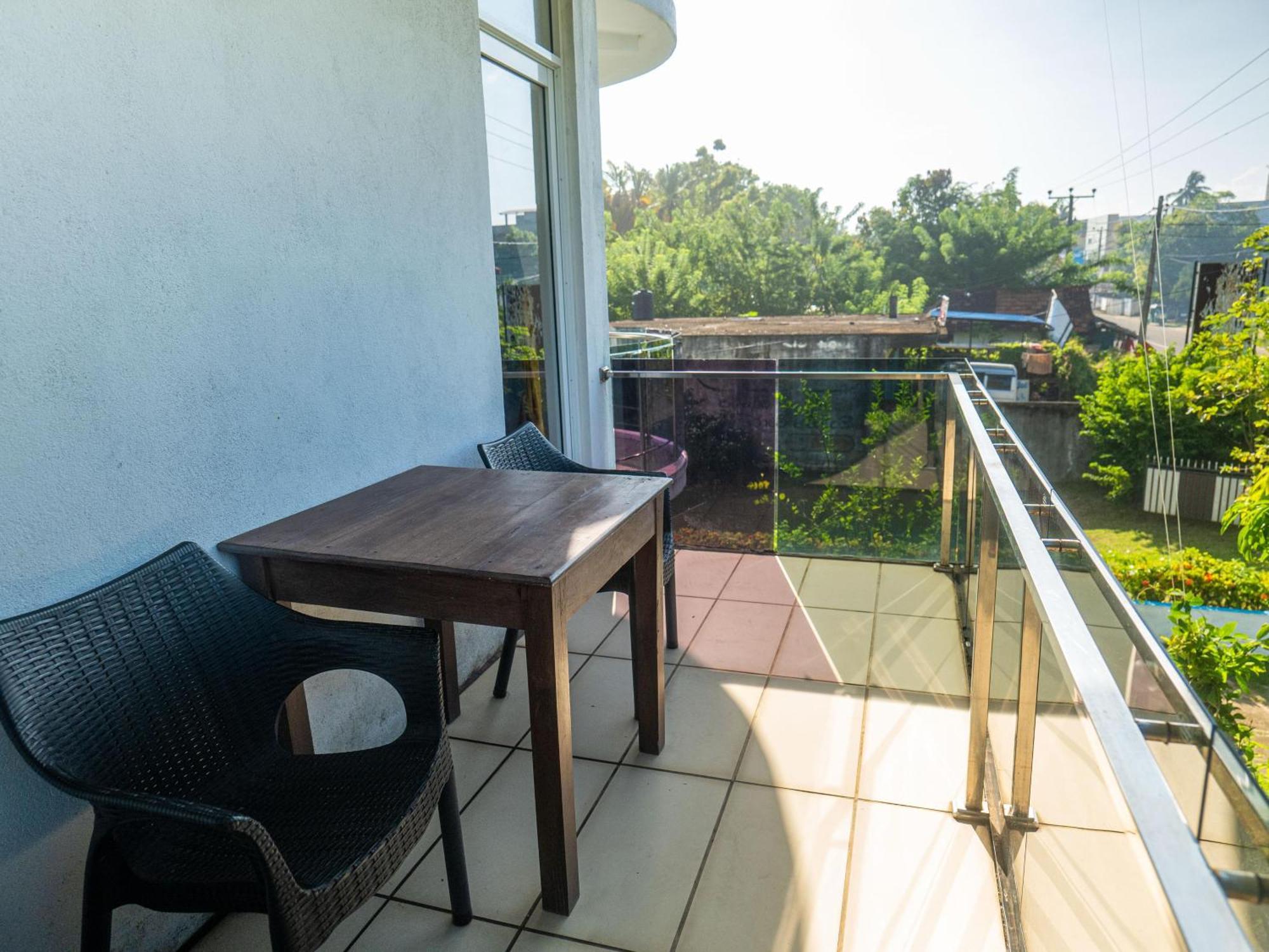 Amaya Beach Hotel Dikwella エクステリア 写真