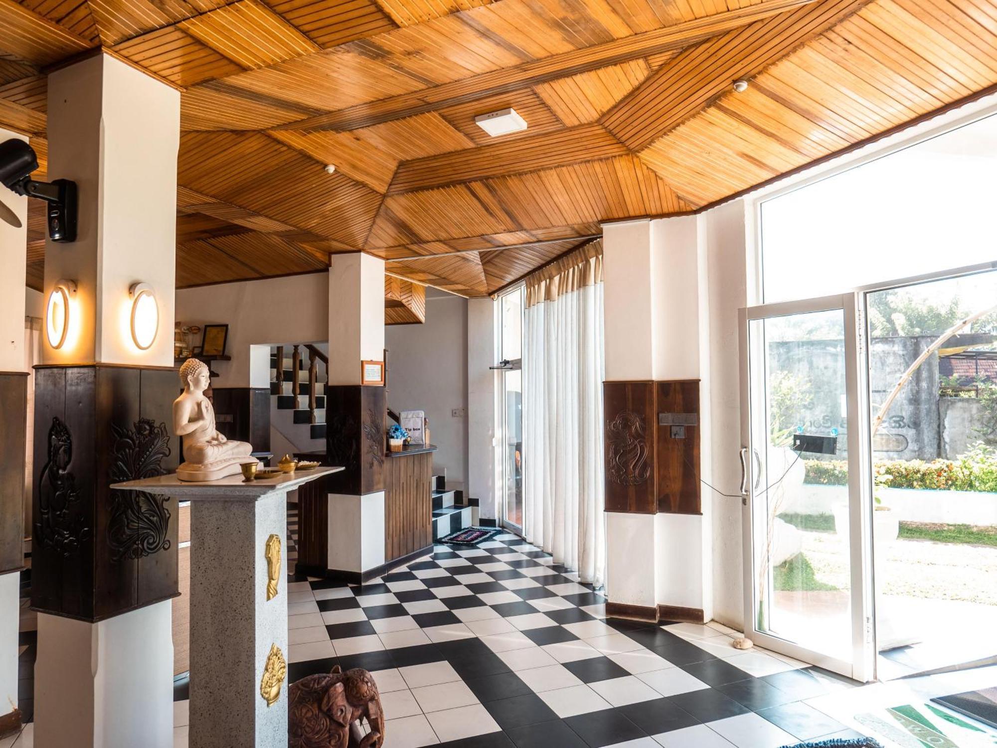 Amaya Beach Hotel Dikwella エクステリア 写真